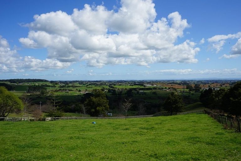 Photo of property in 213 Maxted Road, Bombay, 2579