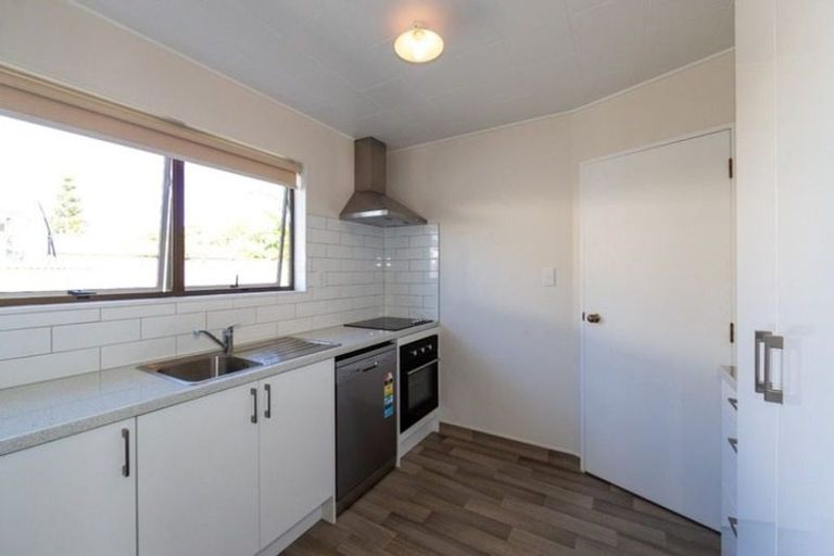 Photo of property in 2/408 Mclean Street, Saint Leonards, Hastings, 4120