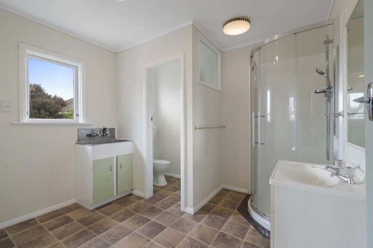 Photo of property in 6 Jenks Street, Foxton, 4814