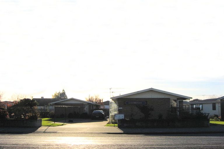 Photo of property in 1-12/71 Main Street, Mataura, 9712