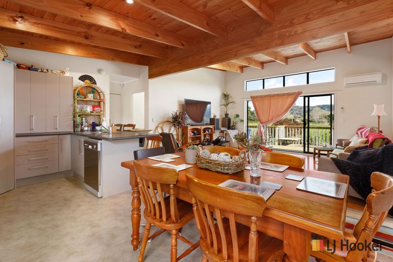 Photo of property in 32a Hillview Road, Waihi Beach, 3611