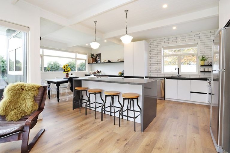 Photo of property in 32 Hillary Street, Winton, 9720