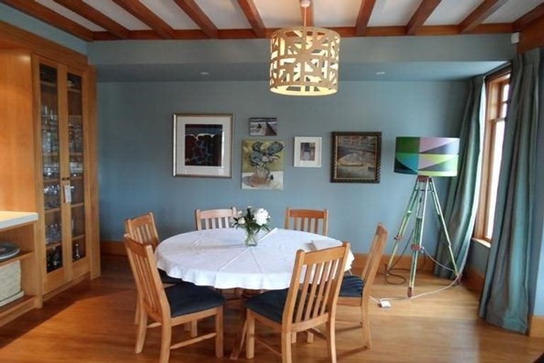 Photo of property in 29 Fairview Crescent, Kelburn, Wellington, 6012