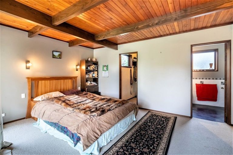 Photo of property in 115 Flora Road East, Makarewa, Invercargill, 9876