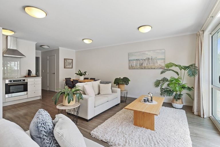 Photo of property in 71 Chiefs Court, Hamilton East, Hamilton, 3216