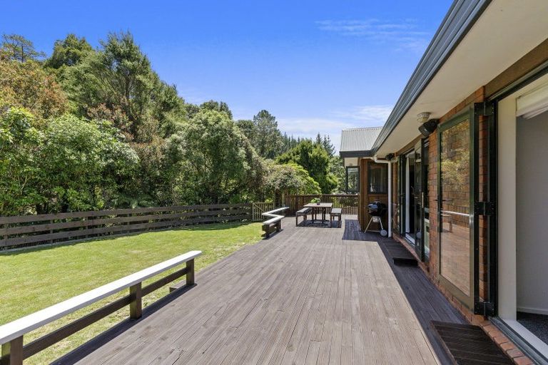 Photo of property in 6 Sylvan Way, Silverstream, Upper Hutt, 5019