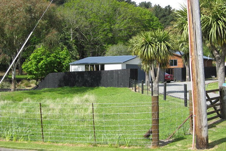 Photo of property in 16 Robinson Street, Cheviot, 7310