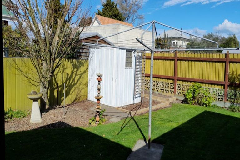 Photo of property in 2/701 Roberts Street, Hastings, 4122