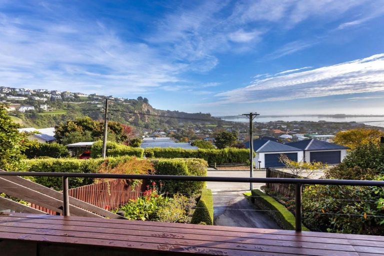 Photo of property in 1/17 Moncks Spur Road, Redcliffs, Christchurch, 8081