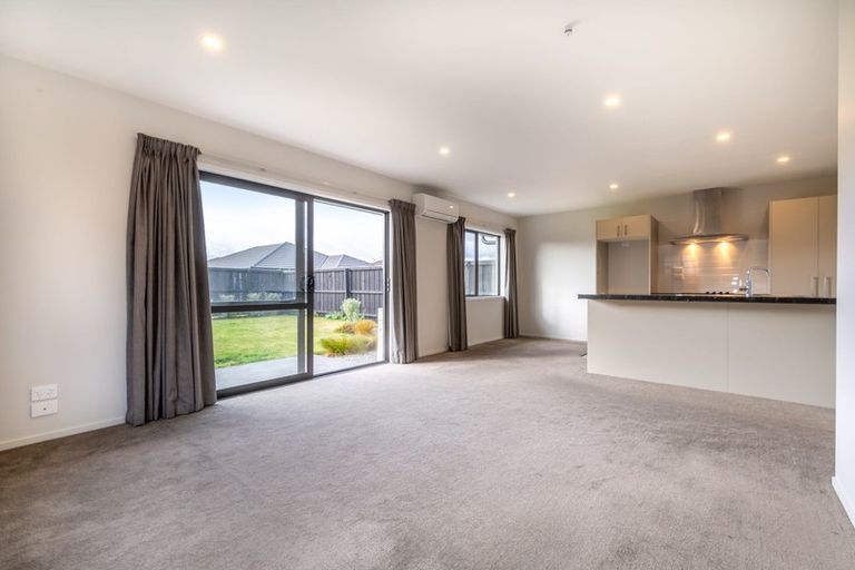 Photo of property in 42 Wallingford Crescent, Rolleston, 7615