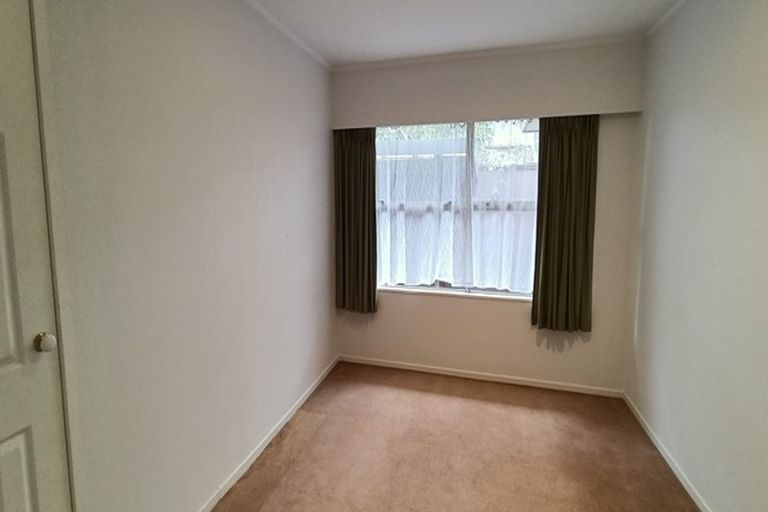 Photo of property in 27 Rushgreen Avenue, Pahurehure, Papakura, 2113