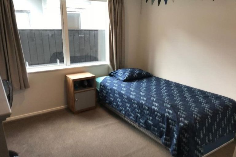 Photo of property in 21 Westerley Place, Long Bay, Auckland, 0630