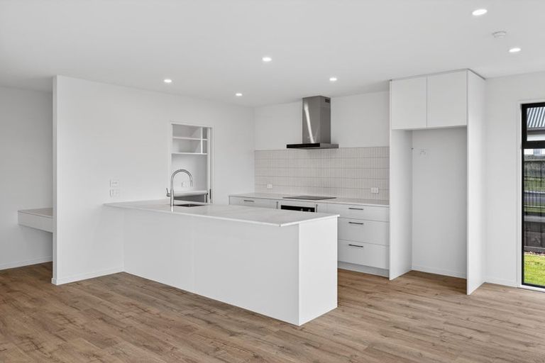 Photo of property in 49 Ruataniwha Avenue, Rangiora, 7400