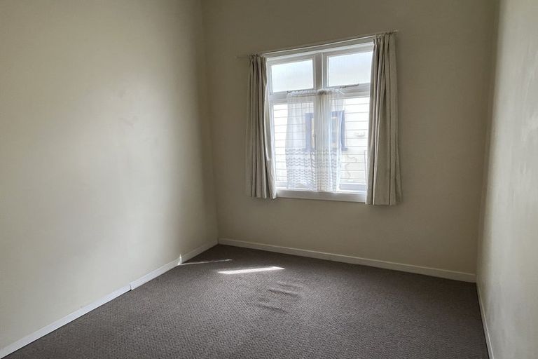 Photo of property in 12 Joseph Street, West End, Palmerston North, 4412