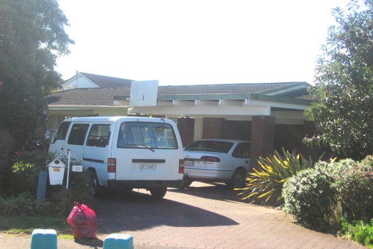 Photo of property in 20 Mccall Place, Opaheke, Papakura, 2113