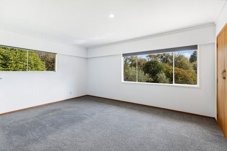 Photo of property in 230 Riverhead Road, Kumeu, 0892