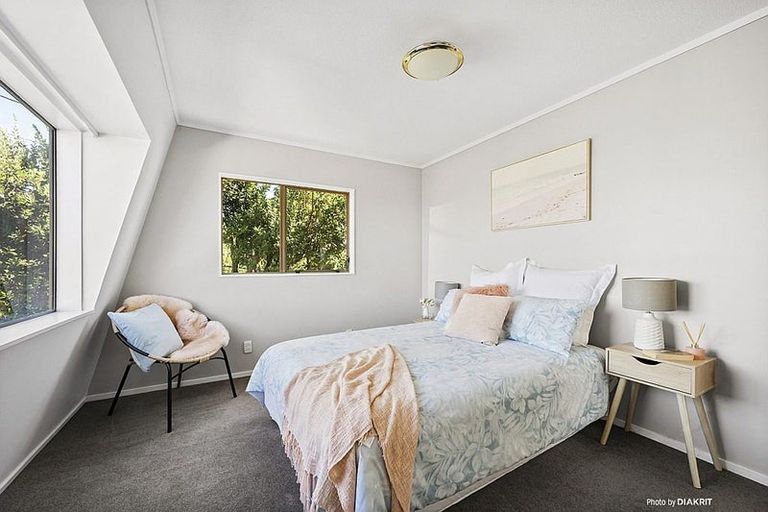 Photo of property in 7 View Road, Houghton Bay, Wellington, 6023