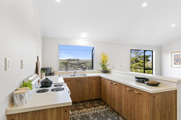 Photo of property in 10 Peter Button Place, Johnsonville, Wellington, 6037