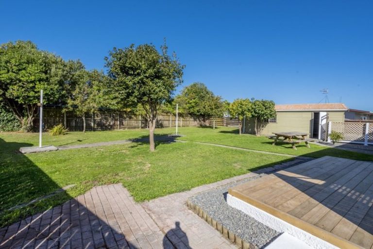 Photo of property in 37 Adkin Avenue, Levin, 5510