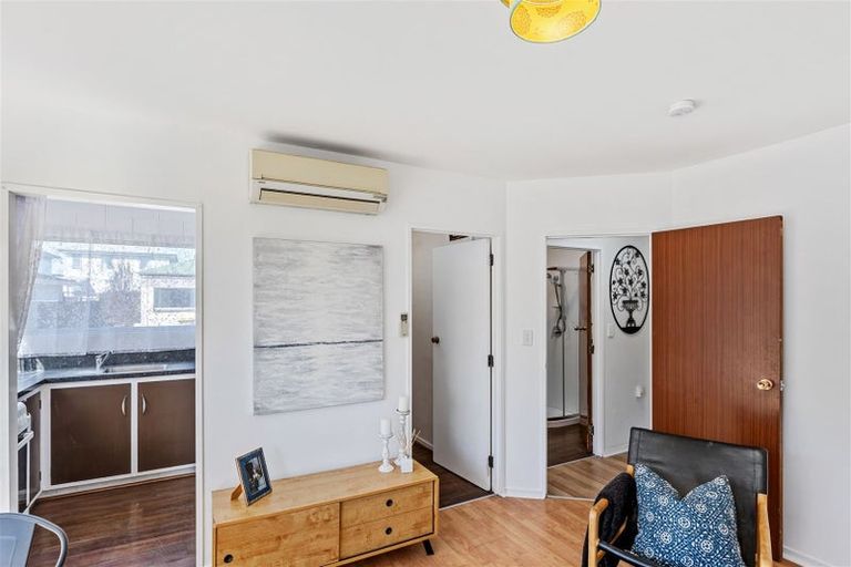 Photo of property in 2/40 Longfellow Street, Sydenham, Christchurch, 8023