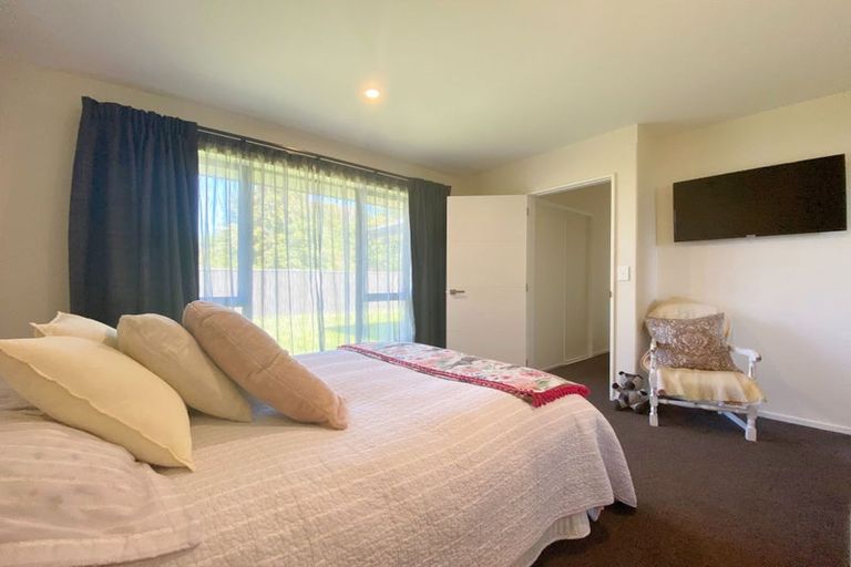 Photo of property in 17 Dynes Road, Rolleston, 7615
