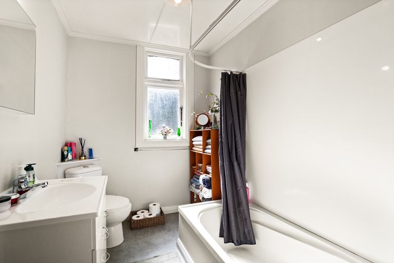 Photo of property in 3 Pitt Street, North Dunedin, Dunedin, 9016