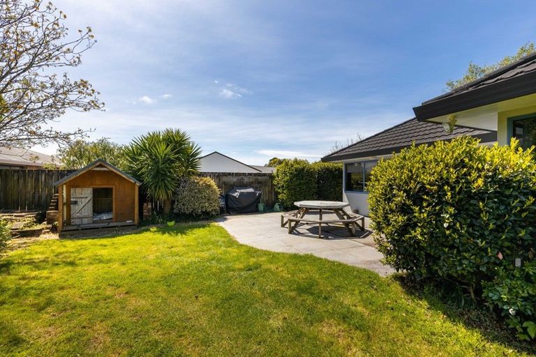 Photo of property in 10d Kinross Drive, Merrilands, New Plymouth, 4312