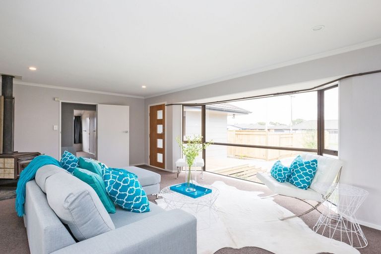 Photo of property in 140 Roberts Line, Kelvin Grove, Palmerston North, 4414