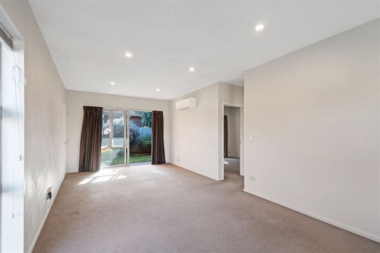 Photo of property in 26f Collins Street, Addington, Christchurch, 8024