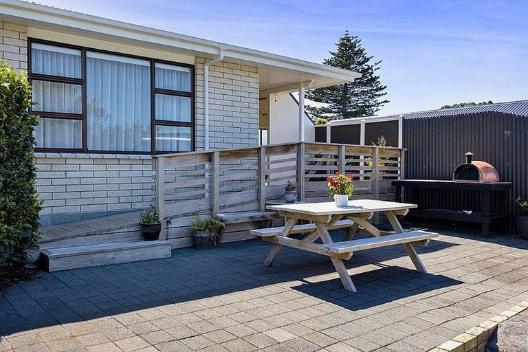 Photo of property in 38 Cameron Street, Hawera, 4610