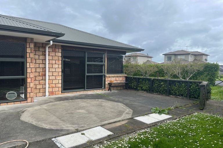 Photo of property in 2 Trillick Place, Tuakau, 2121
