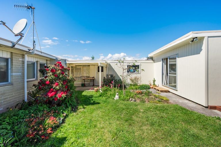 Photo of property in 5 Callender Terrace, Paraparaumu Beach, Paraparaumu, 5032