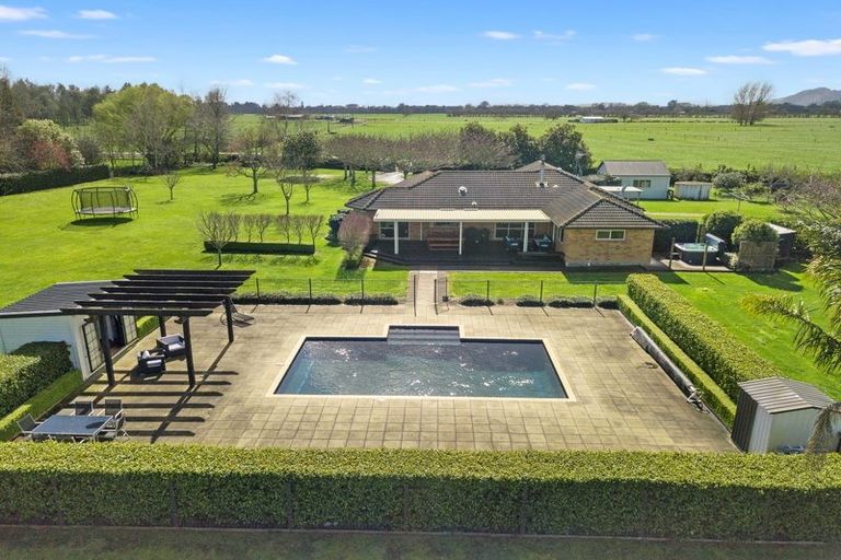 Photo of property in 82 Hooker Road, Tamahere, Hamilton, 3283