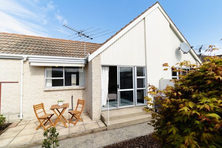 Photo of property in 58i Oxford Street, South Dunedin, Dunedin, 9012