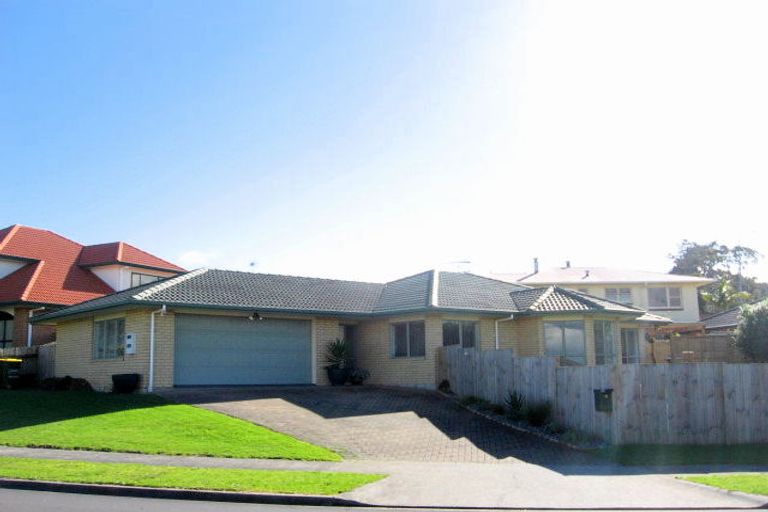Photo of property in 3 Rathmar Drive, Manurewa, Auckland, 2105