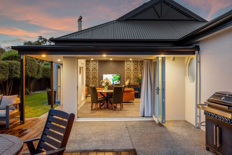 Photo of property in 14 Elmslie Grove, Halswell, Christchurch, 8025