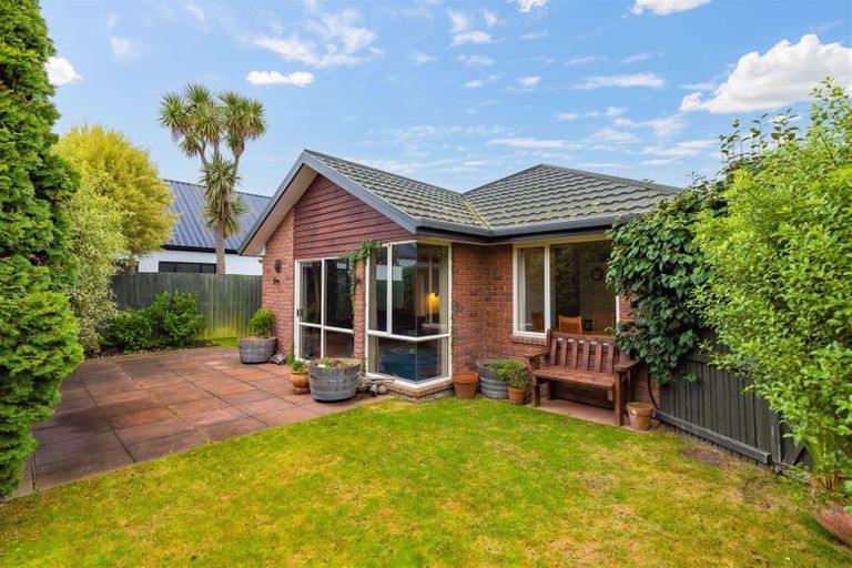 Photo of property in 7 Forest Drive, Parklands, Christchurch, 8083