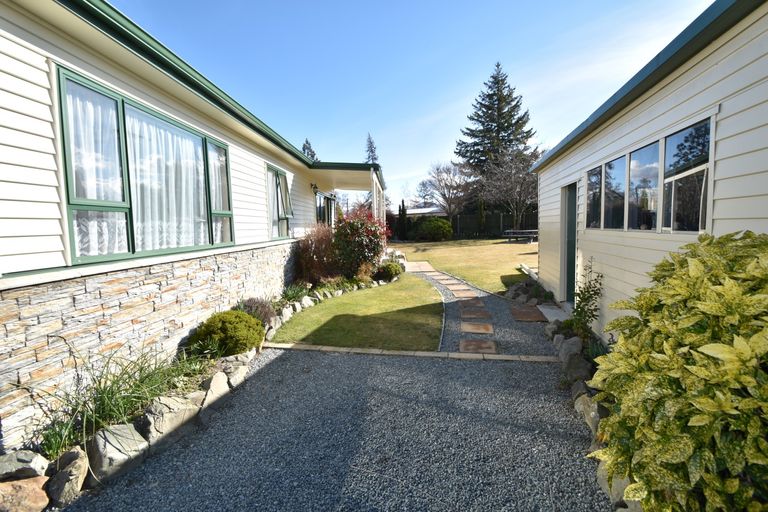 Photo of property in 18 Maryburn Road, Twizel, 7901