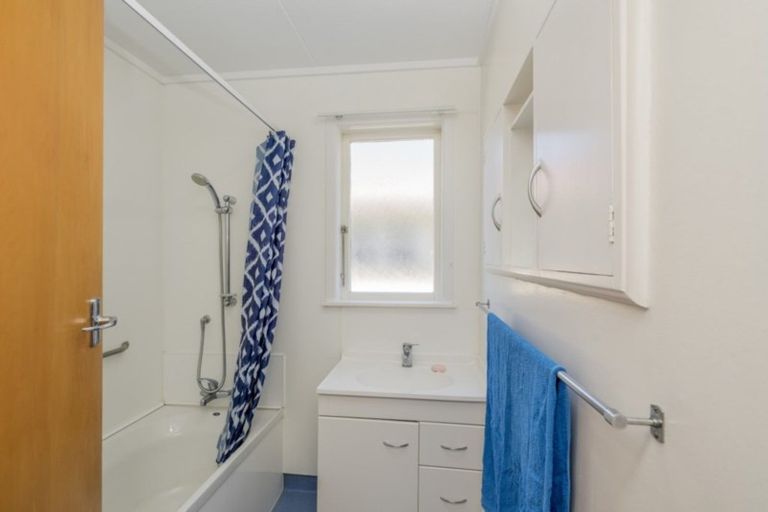 Photo of property in 15 Matai Street, Levin, 5510