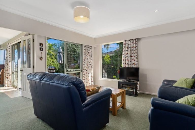 Photo of property in 10 Coppelia Avenue, Omokoroa, 3114