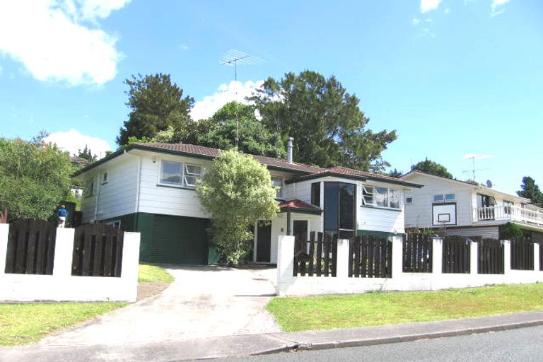 Photo of property in 66 Salamanca Road, Sunnynook, Auckland, 0620
