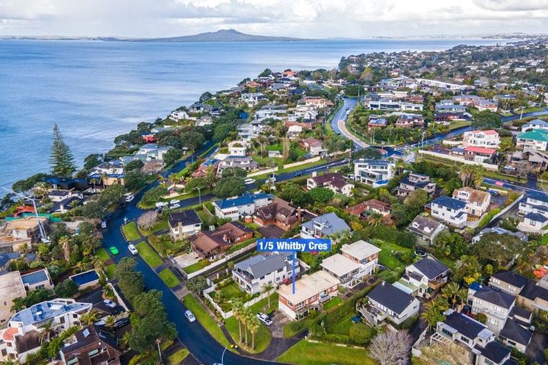 Photo of property in 1/5 Whitby Crescent, Mairangi Bay, Auckland, 0630