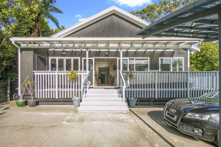 Photo of property in 132 Attwood Road, Paremoremo, Auckland, 0632