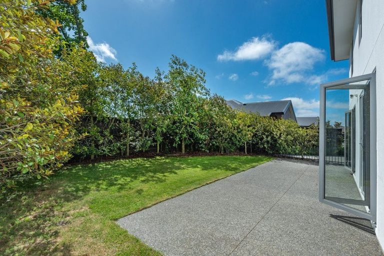 Photo of property in 18 Jennabelle Lane, Halswell, Christchurch, 8025