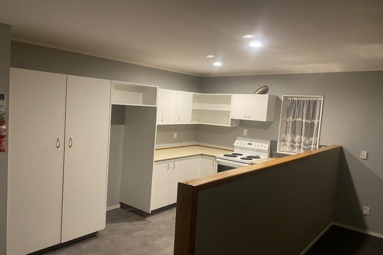 Photo of property in 1 Rimu Place, Taradale, Napier, 4112