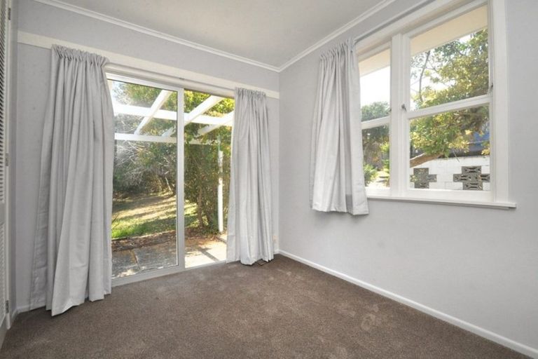Photo of property in 87 Willerton Avenue, New Lynn, Auckland, 0600