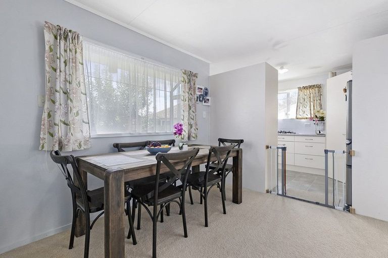 Photo of property in 4a Ansford Place, Bader, Hamilton, 3206