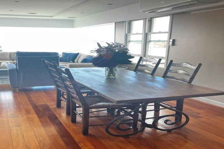 Photo of property in 35 Takutai Avenue, Half Moon Bay, Auckland, 2012