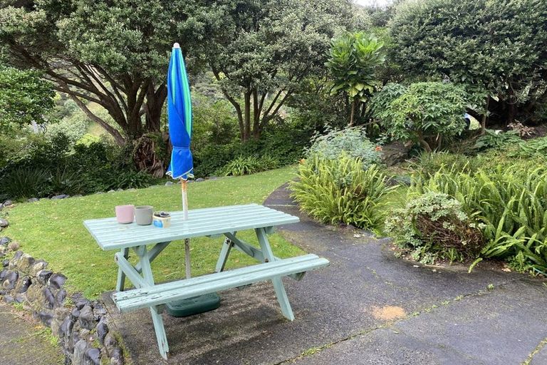 Photo of property in 8 Mira Grove, Paekakariki, 5034