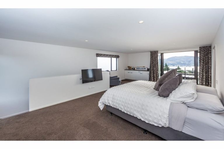 Photo of property in 8 Ngatea Road, Diamond Harbour, Lyttelton, 8971